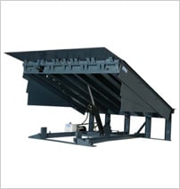 Commercial dock levelers