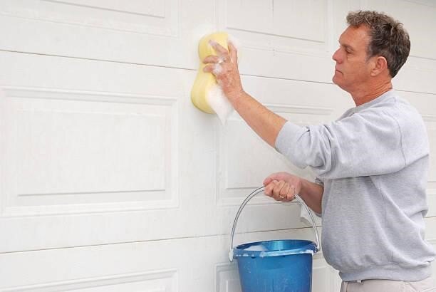 Four Maintenance Tips to Avoid Costly Garage Door Repair Services