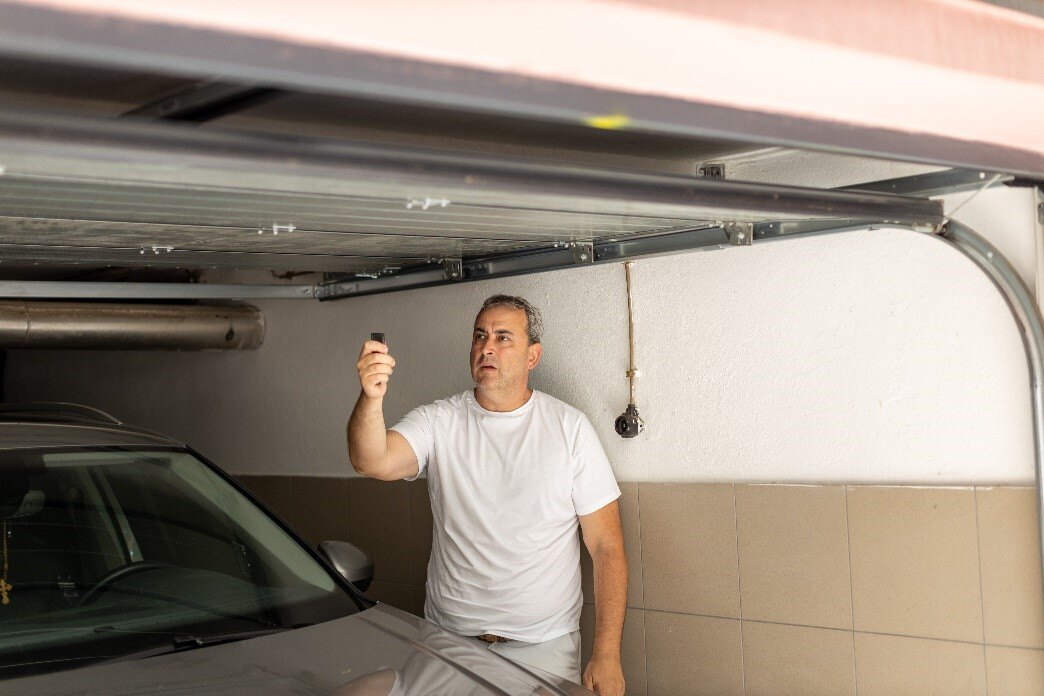 Exploring Different Types of Quality Garage Door Openers